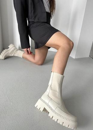 Ідеальні шкіряні челсі на високій підошві