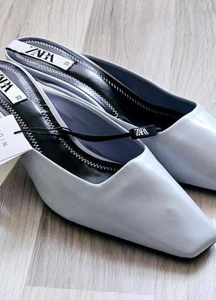 Мюлі zara.