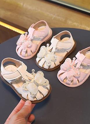 Босоніжки для найменших дівчаток (1)