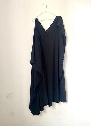 Асиметрична літня сукня