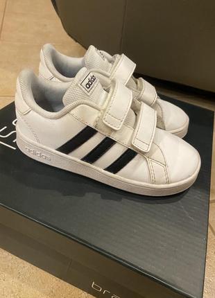 Кросівки adidas original