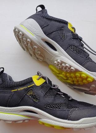 Кросівки ecco biom ultra kids 704212 58356 розміри 28,30 оригінал