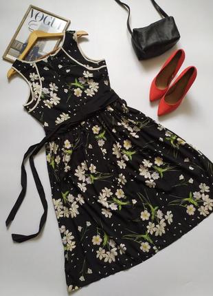 Гарна легка сукня від dorothy perkins7 фото