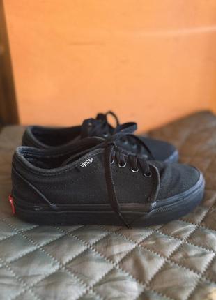 Кеди для хлопчика vans eur 31