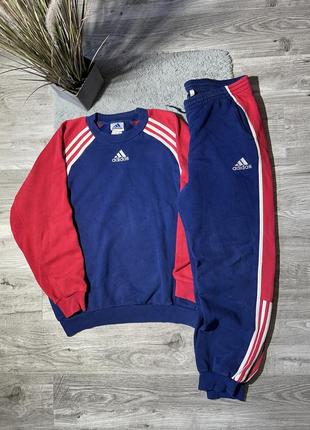 Оригінальний, спортивний костюм “adidas-vintage”