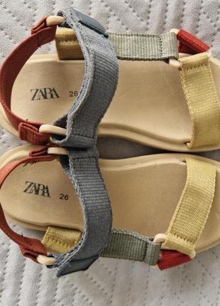 Босоножки сандалии zara 26 р