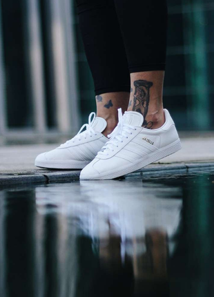 Кроссовки adidas gazelle