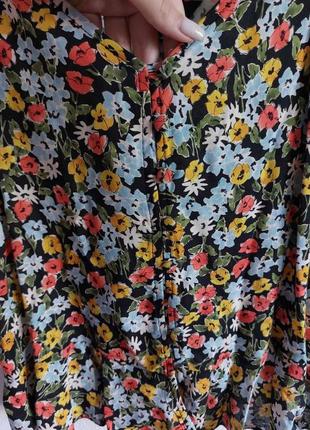 Вискозная блуза в цветочный принт3 фото