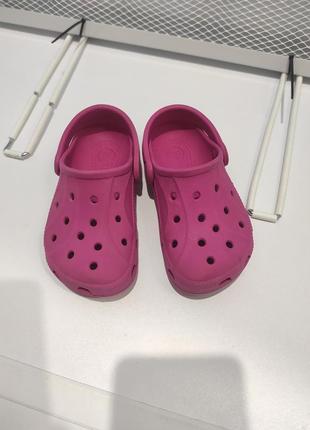 Crocs c8