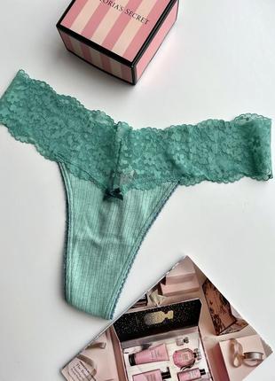 Котонові стрінги з мереживом victoria’s secret