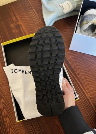 Стильні кросівки від бренду iceberg оригінал7 фото