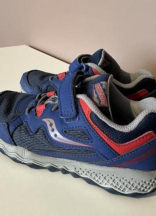 Saucony кросівки для хлопчика устілка 18 см розмір 28