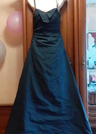 Вечірня сукня плаття
