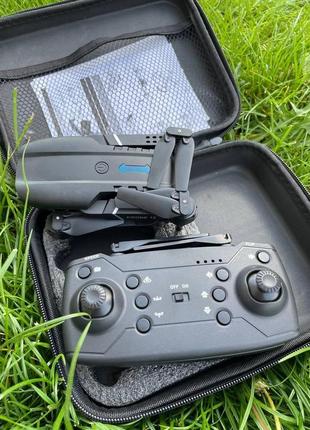 Дитячий квадрокоптер камерою e99 pro gravity max дрон з 4k hd wifi fpv до 15 хв. польоту2 фото