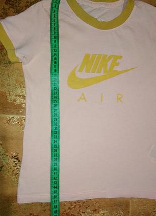 Nike 2