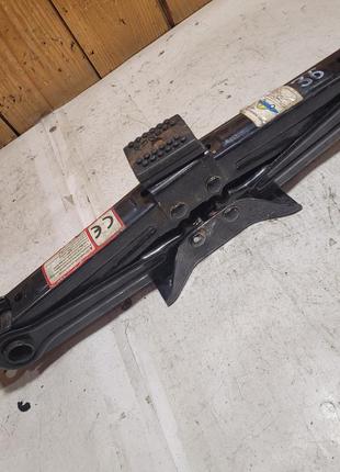 Домкрат для авто 2
