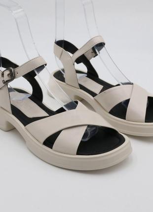 Босоножки женские  кожаные  цвет латэ  footstep код -(568 б)