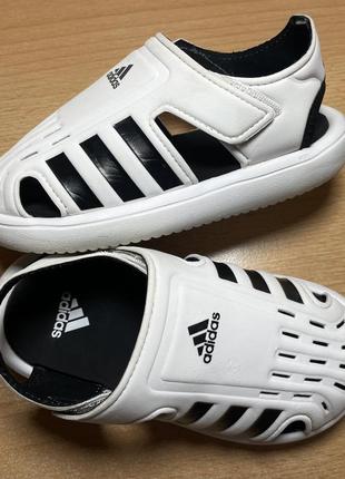 Adidas оригінал сандалії розмір 28