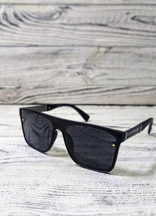 Сонцезахисні окуляри чоловічі, чорні, поляризація в пластиковій матовій оправі (без бренда)