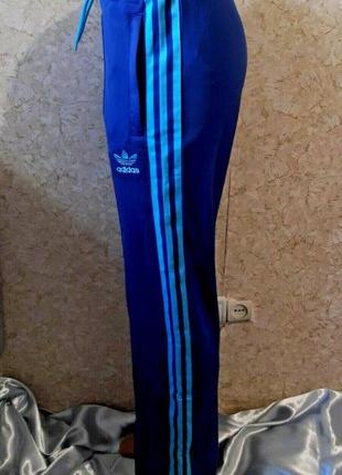 Спортивные штаны adidas, низ штанин на застежке молния5 фото