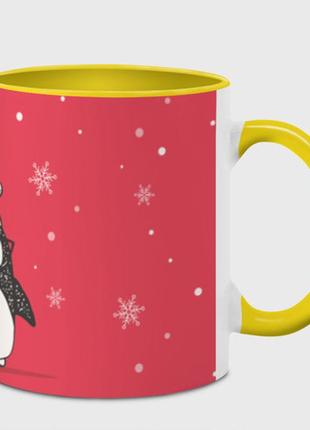 Чашка з принтом «пінгвін із кулькою» (колір чашки на вибір)