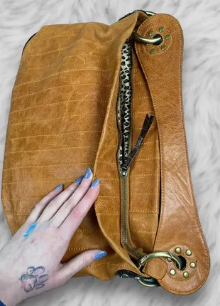 Рідкісна вінтажна шкіряна сумка dolce & gabbana ( з бірками) з кількома кишенями та двома ремешками9 фото