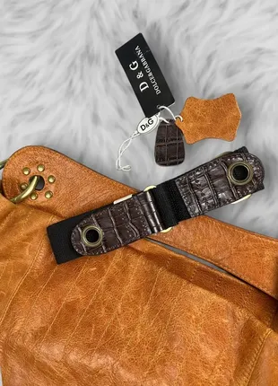 Рідкісна вінтажна шкіряна сумка dolce & gabbana ( з бірками) з кількома кишенями та двома ремешками10 фото