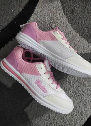 Кроссовки кроссовки