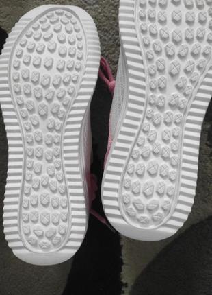 Кроссовки кроссовки