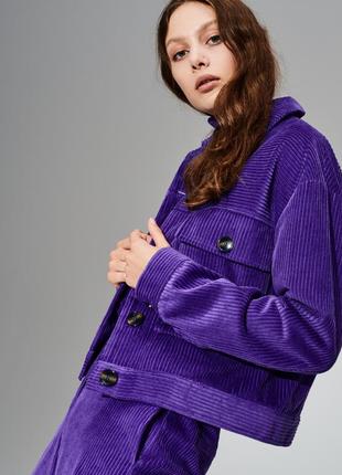 Жакет oversized crop с накладными карманами фиолетовый