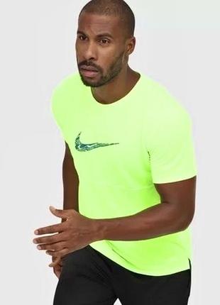 Футболка nike men's m nk breathe run