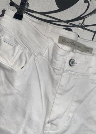 Білі джинси скінні skinny джинсові штани calvin klein джинси з високою посадкою стретчивые джинсы скинни3 фото