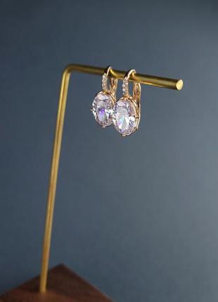 Роскошные серьги с позолотой