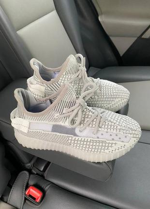 Кросівки жіночі сірі nike yeezy boost 350