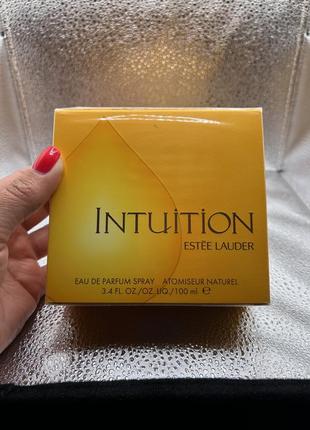 Парфюмированная вода estee lauder intuition