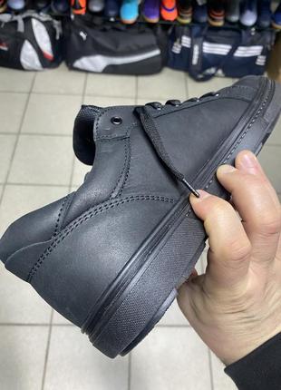 Кросівки levis 4