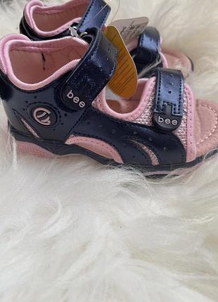 Босоножки для девочек