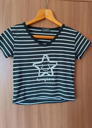 Футболка вкорочена