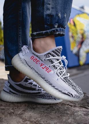 Adidas yeezy 350 v2 zebra чоловічі кросівки топ якості.