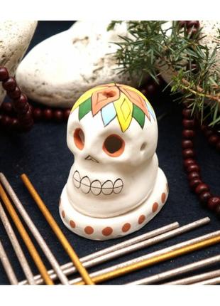 Подставка под конусы "череп волосатый" белый + подарок