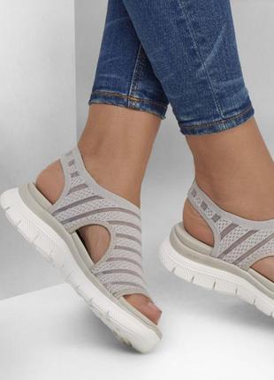 Женские сандалии skechers / оригинальные сандалии серого цвета5 фото