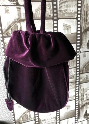 Эффектная велюровая сумочка мешок с бисером6 фото
