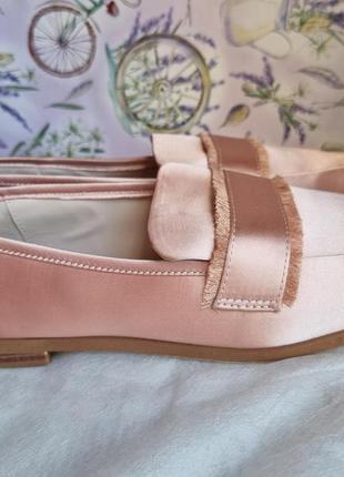 Брендовые стильные пудровые розовые сатиновые текстильные атласные красивые лоферы туфли балетки оксфорды обувь zara 38 с пыльником5 фото