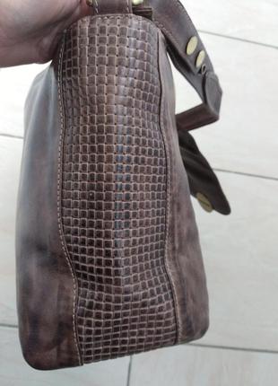 Шикарная кожаная сумка chiemsee tnc lederwaren gmbh.10 фото