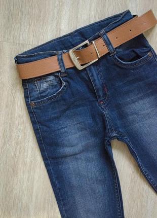 Очень стильные джинсы с ремнем