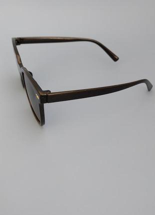 Стильні сонцезахисні окуляри стильные солнцезащитные очки 4474 фото