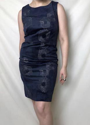 Красивое бархатное платье карандаш футляр white stuff в вышитые цветы вышивка платья миди вельветовое