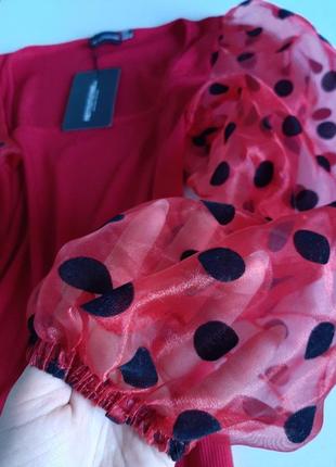 Красное короткое платье рубчик с объемными рукавами воланами платья сарафан3 фото