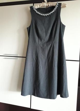 Шикарний фірмовий сарафан у тоненькою смужку з підвіскою 38