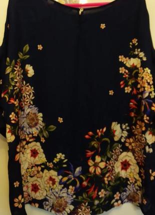 Жіноча блузка з модними рукавами і квітковим принтом2 фото